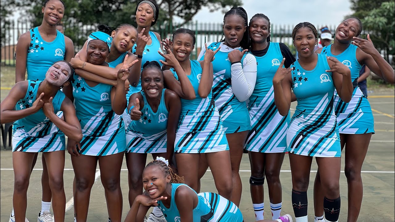 17 MASTER LADIES    VS      SEVEN STARS