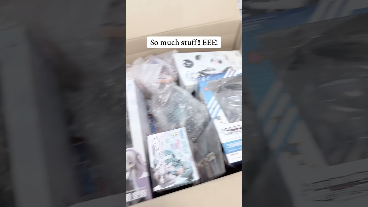 THERES SO MUCH #vocaloid #kawaiistuff #miku #animefigure #gloomybear #konosuba #kawaii #unboxing