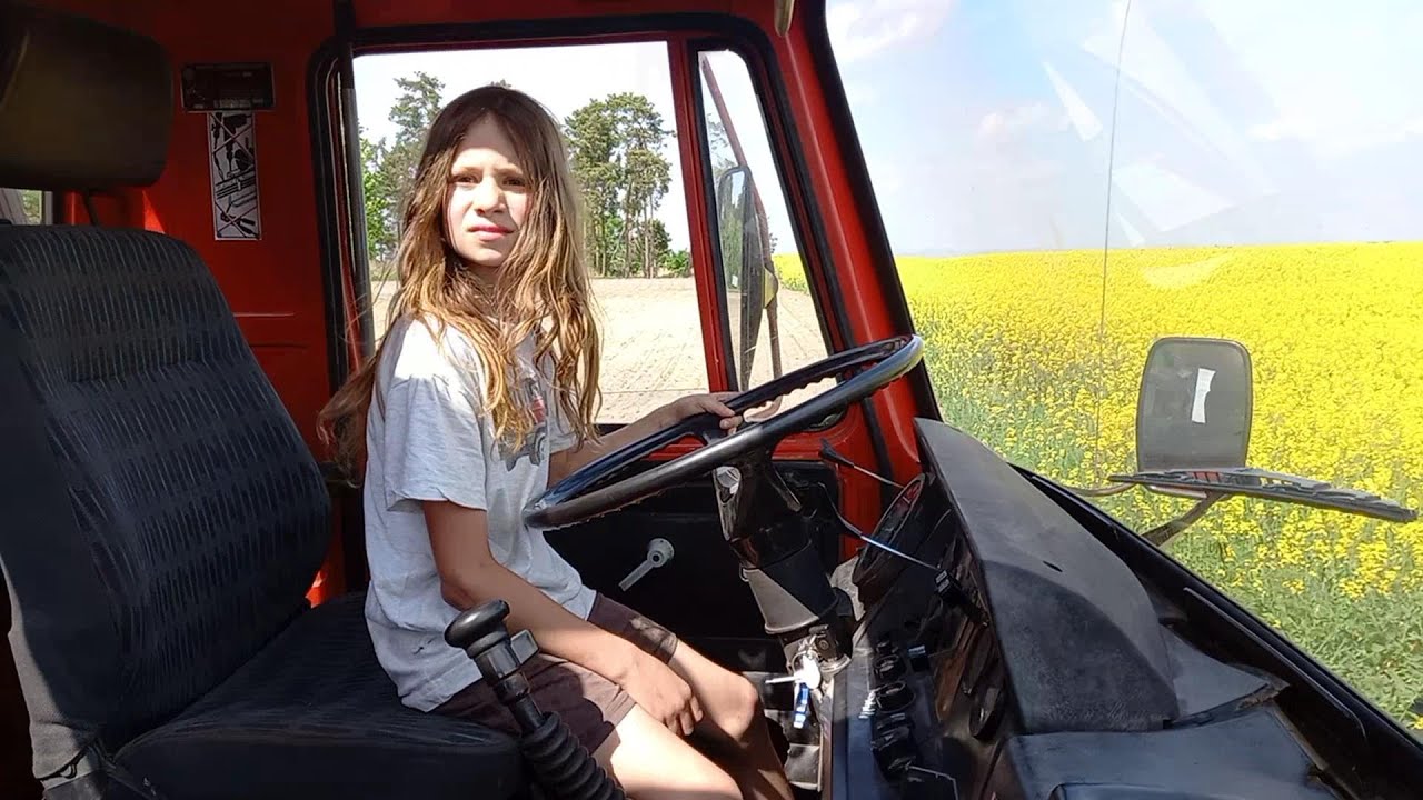 Tatra 815 - řídí školák Toník