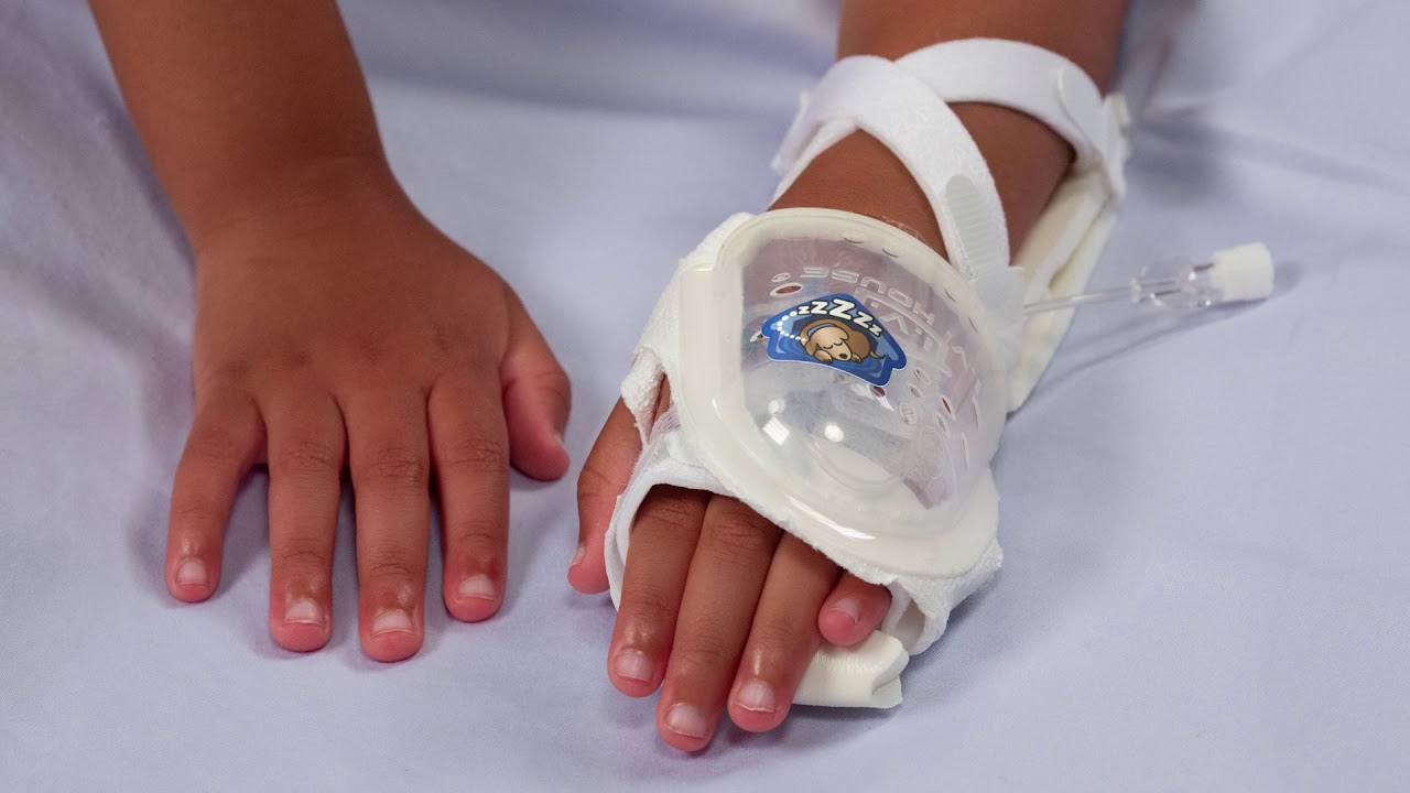 Use of the I.V. House UltraDressing 730 Series