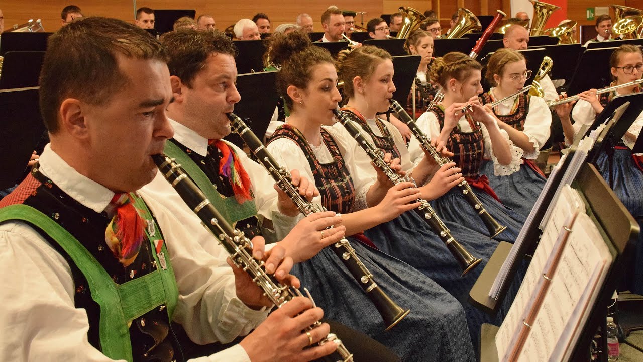 Jenesiener Musikantenpolka - Florian Plattner / Musikkapelle Jenesien