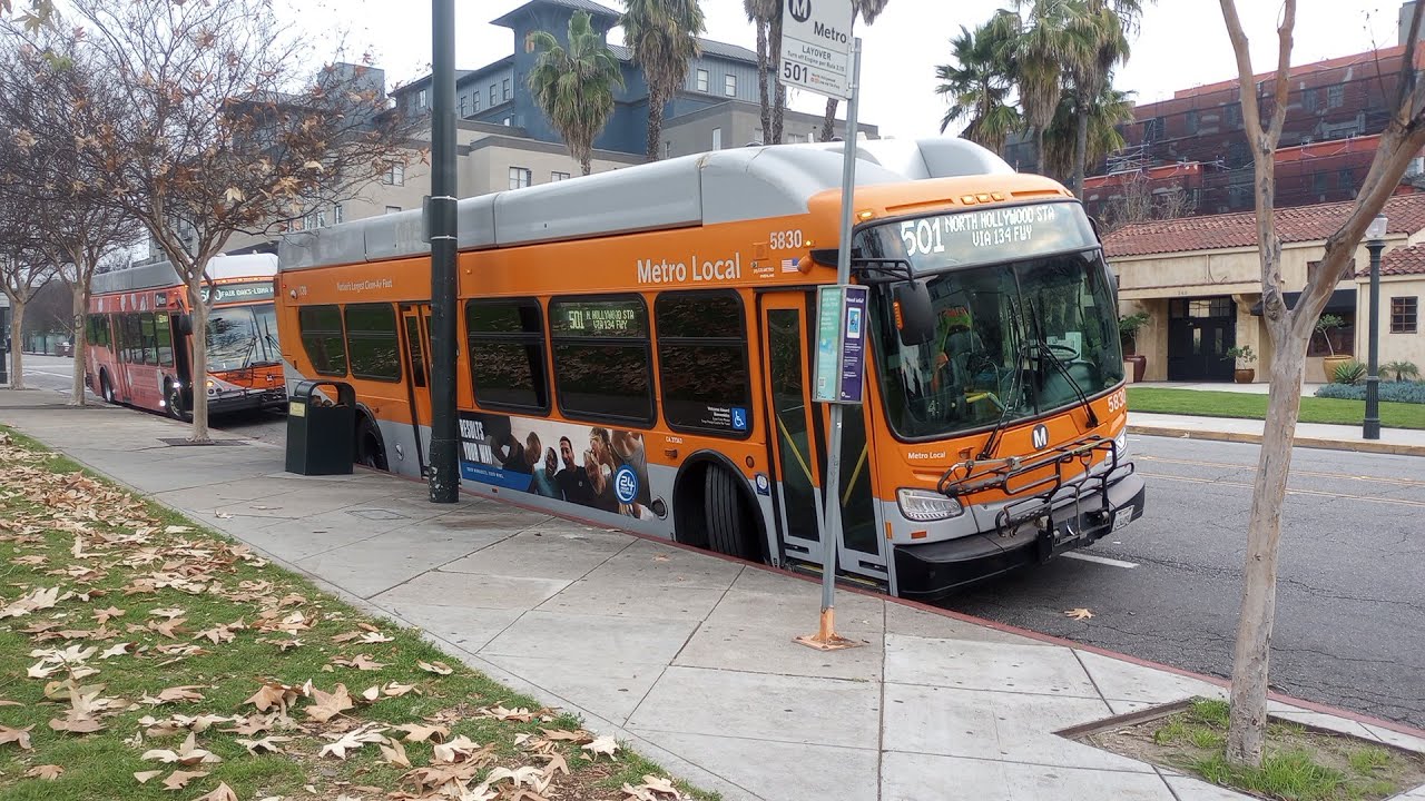 2014 LACMTA New Flyer XN40 5830
