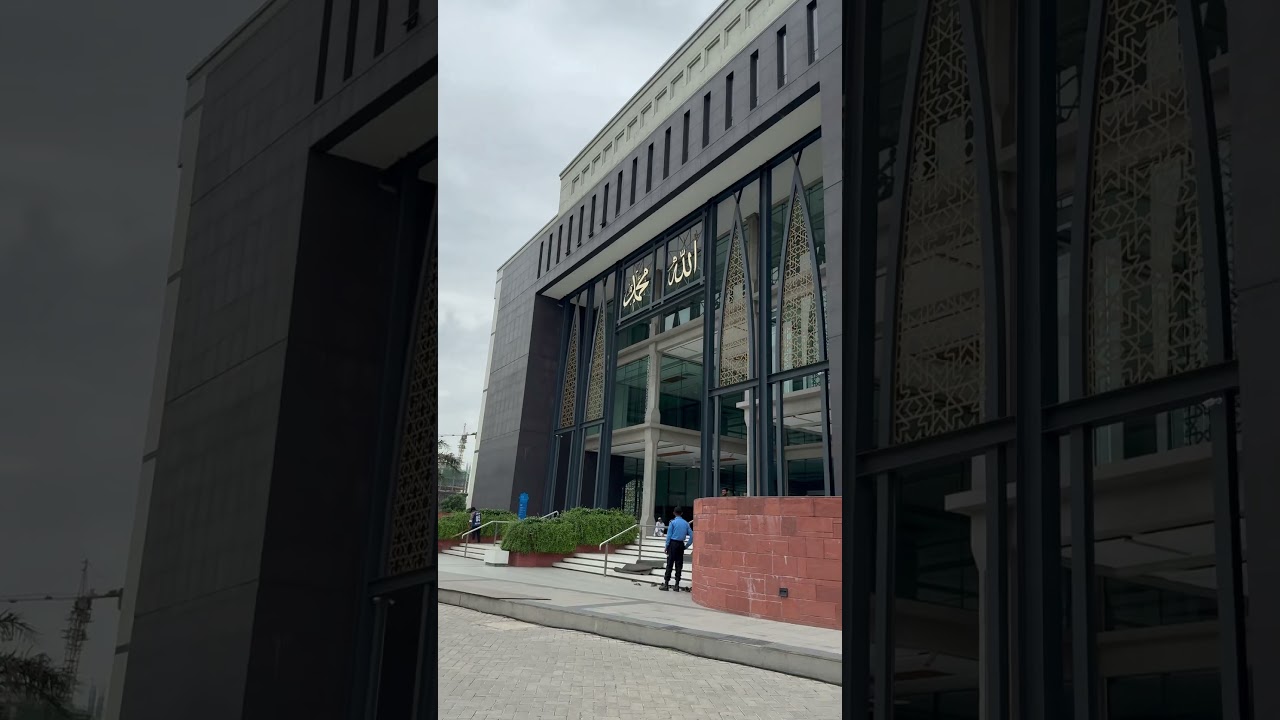 Masjid Al Mustafa, Madani Avenue, Dhaka
