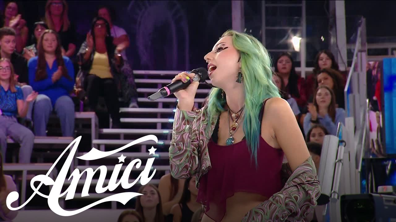 Amici 25 - Valentina - The climb