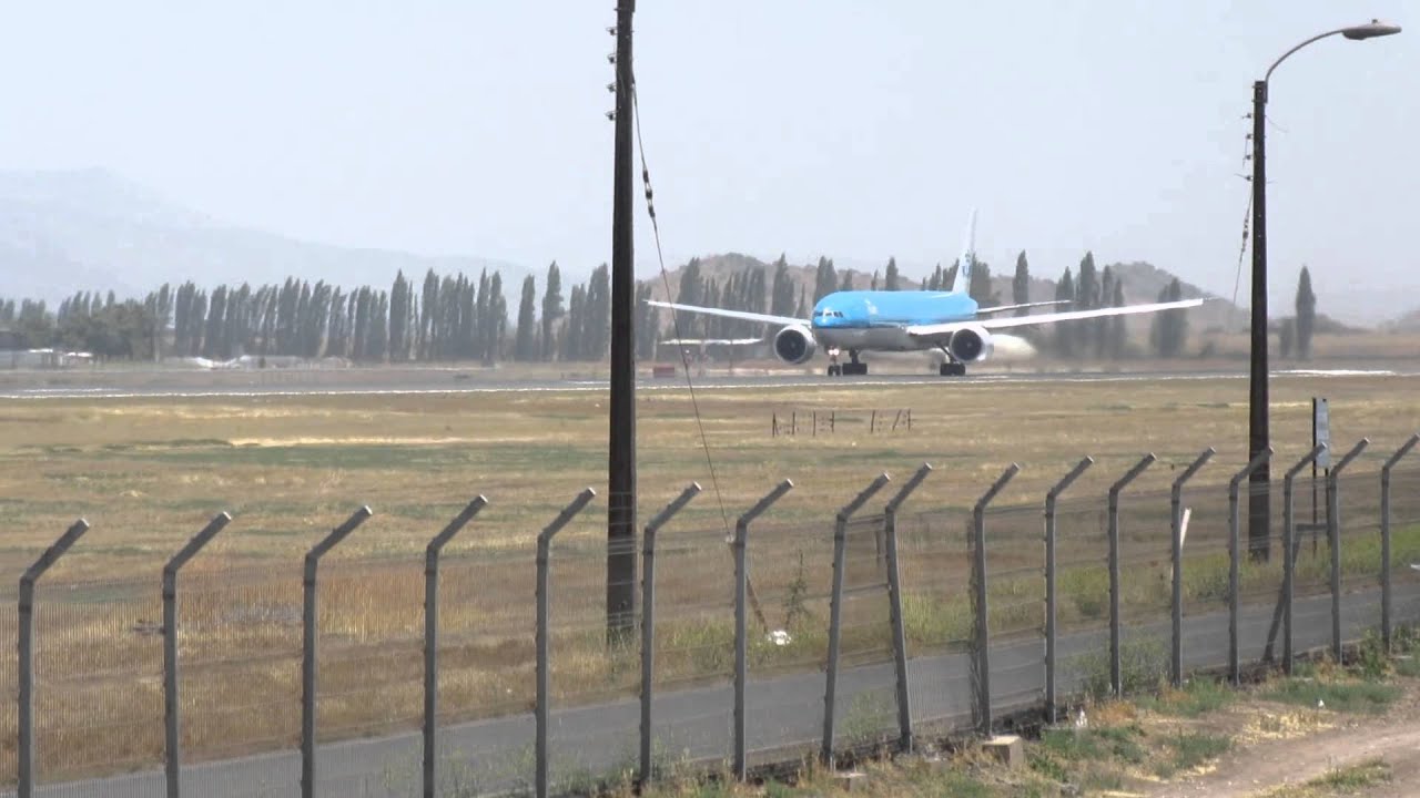 KLM - Royal Dutch Airlines Boeing 777-306/ER PH-BVK  KLM702 To SAEZ