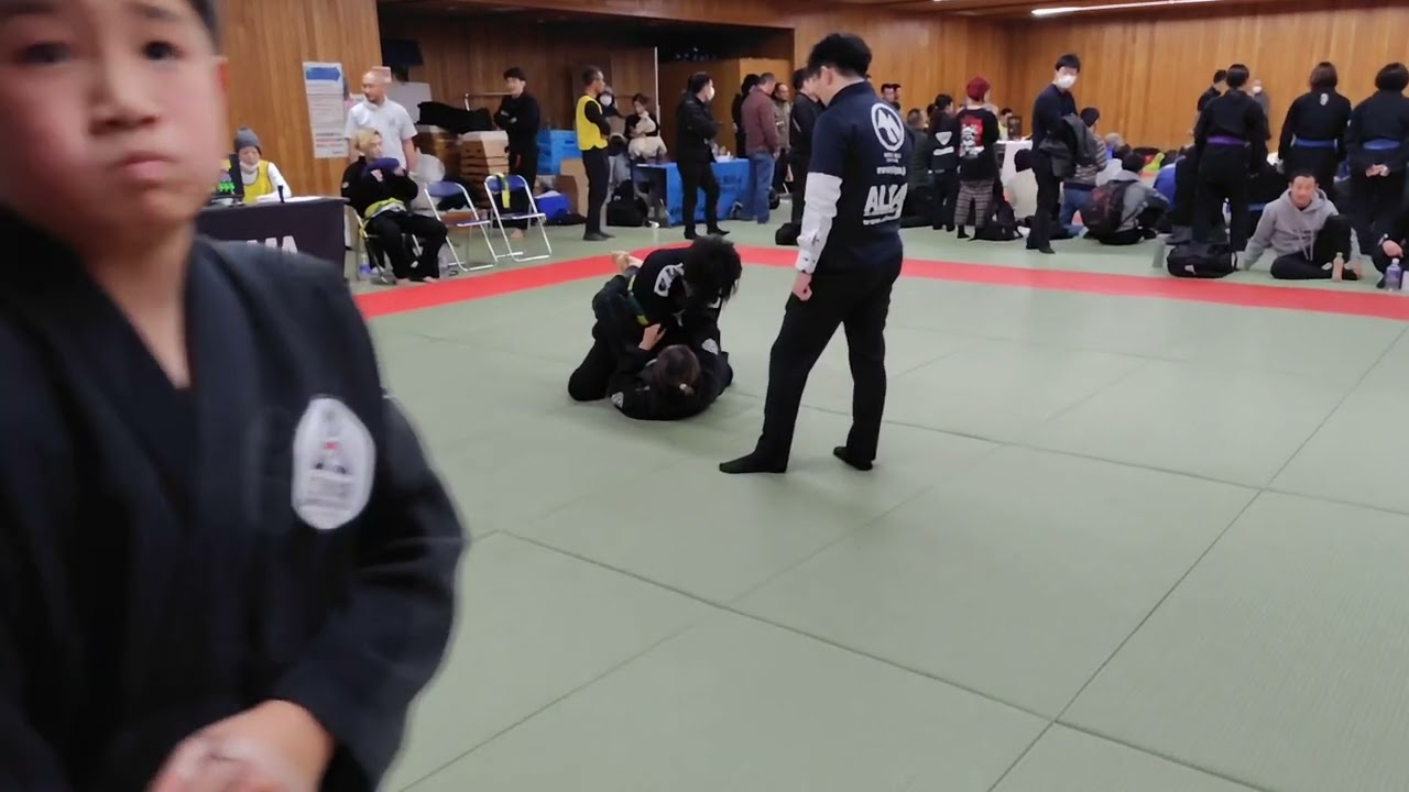 母　マスター2　ライト級（2025年12月）