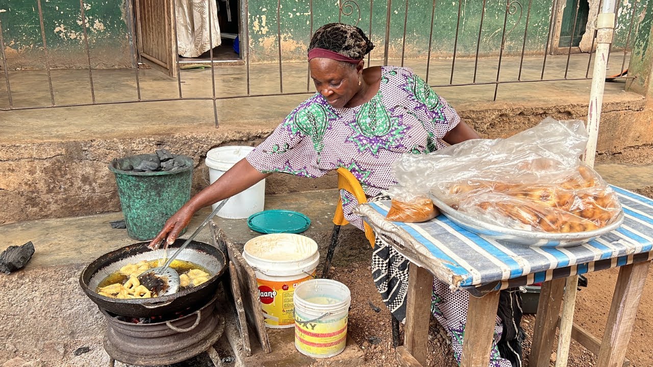 making the Most delicious SNACK in Ghana || hausa PINKASO || spicy savoury dumplings