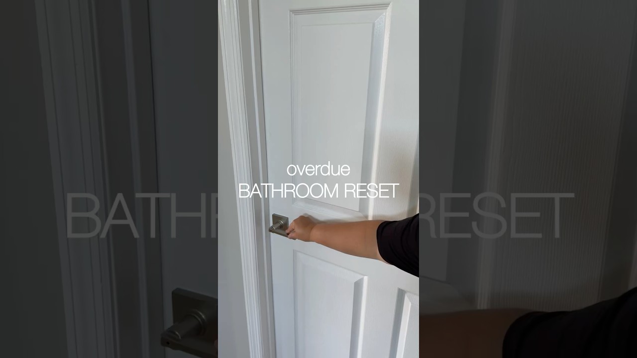 Overdue bathroom reset #bathroomreset #bathroomclean #resetwithme #speedclean #letsclean #cleaning