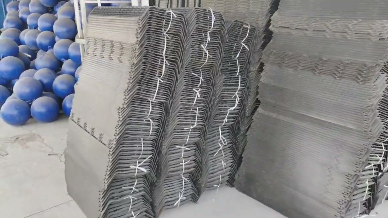 Resistant to bad weather  flip farm basket for oyster farm