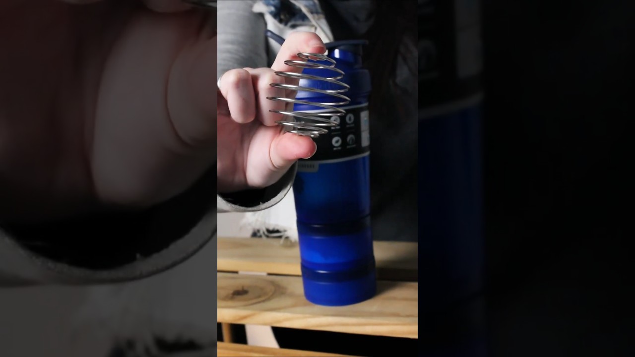 Coqueteleira normal vs Blender Bottle