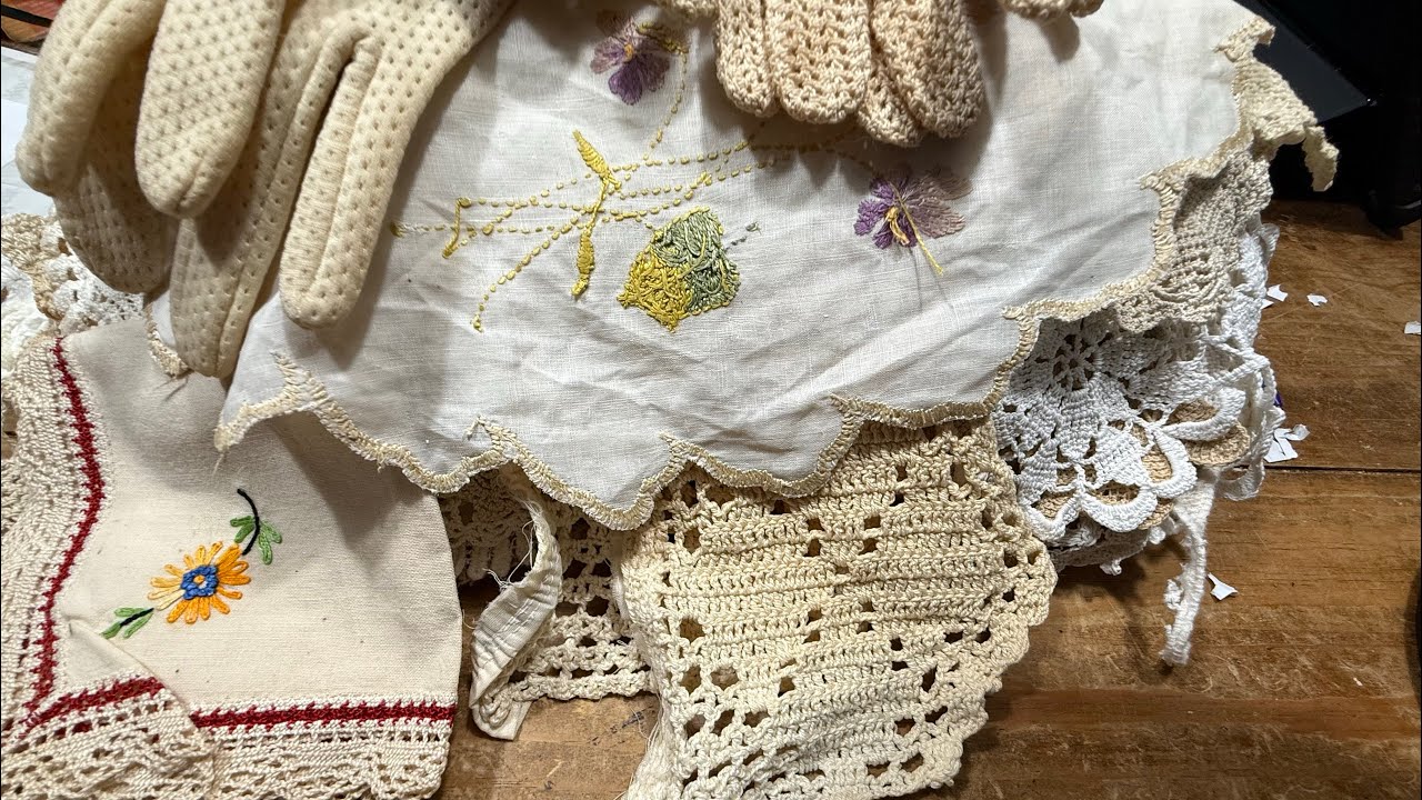 Sale V268. DeStash Doilies 