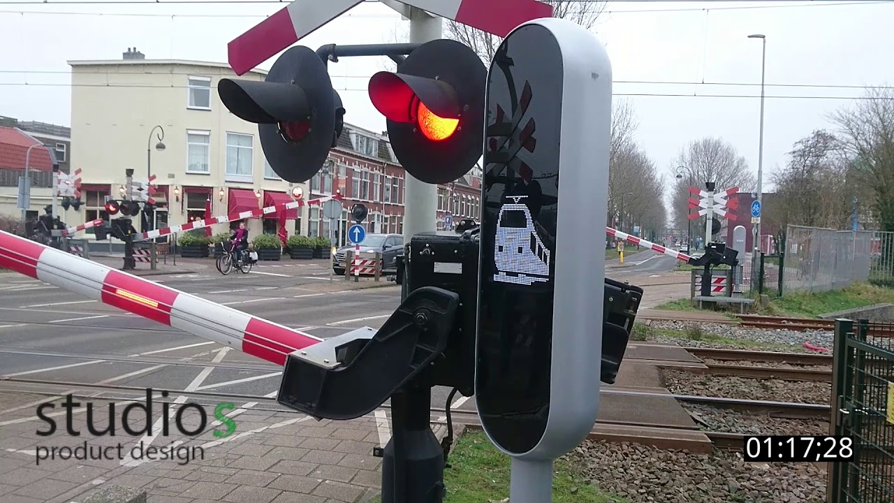 Prorail oversteekhulp in Haarlem