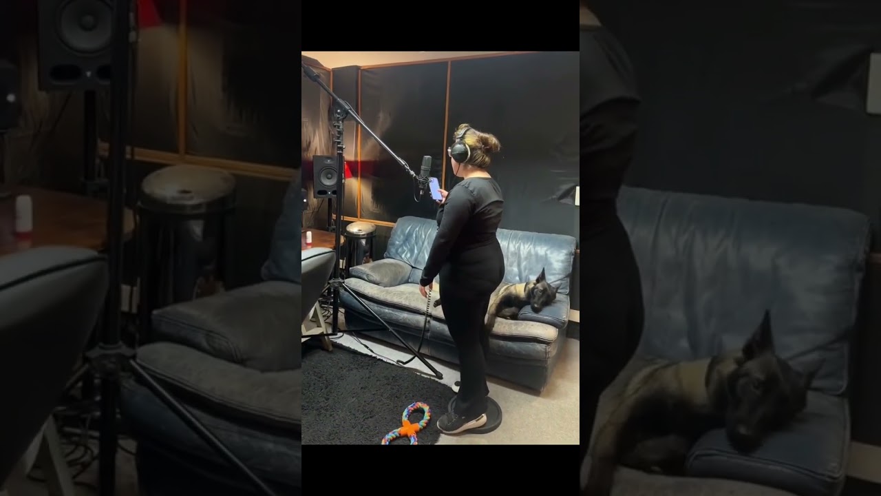 Morgane makeup vire Farid du studio😂😂😂🙈🙈