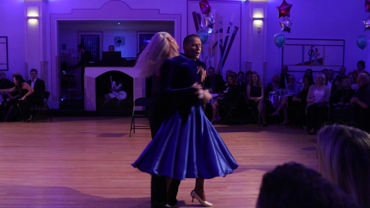 Oskar & Karolina Foxtrot