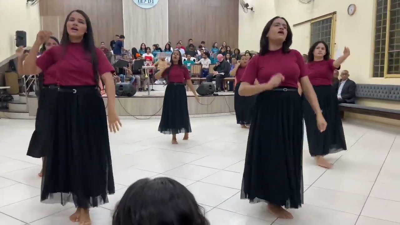 Coreografia O Leão e o Cordeiro (Cassiane)