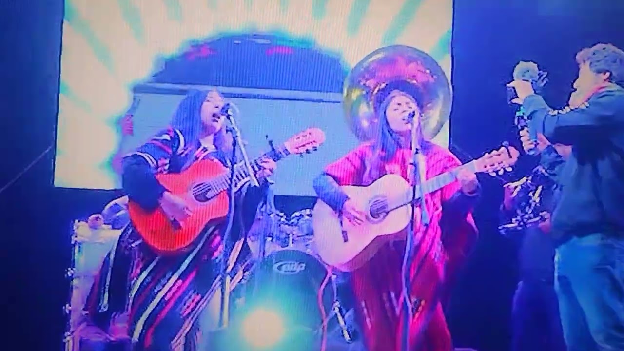 Ojitos verdes. Duetos De.  Dos Rosas año atrás En San Martin peras jux. oax.