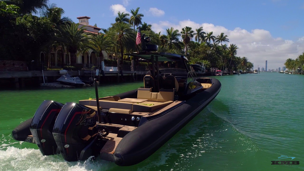 Explorer 40 in Miami Beach, FL
