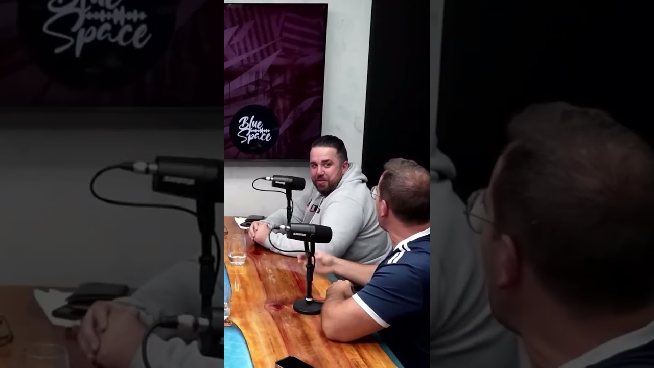 ALEM&Atilde;O DA CARAVAN PUTO COM O TORETTO 😂😂 Tuner Cast 11 #shorts #tunercast #alemaodacaravan