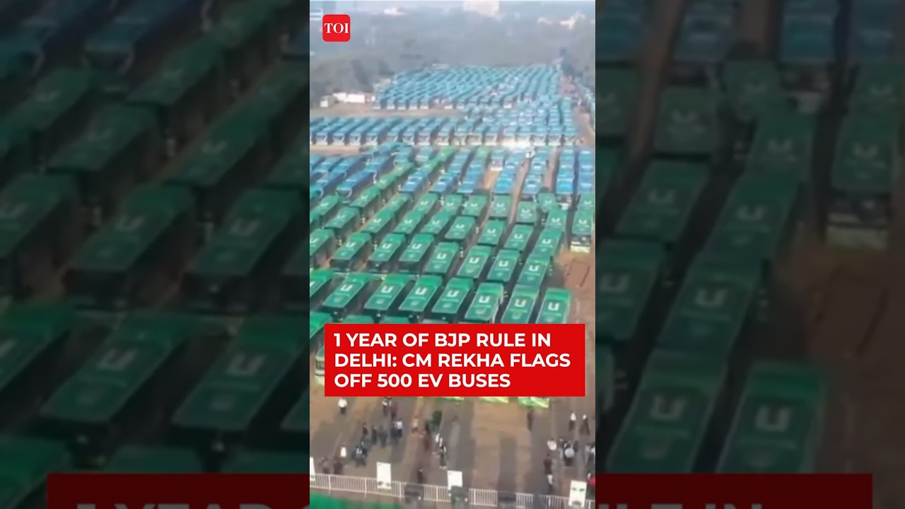 Delhi CM Rekha Gupta Flags Off 500 Electric Buses To Mark BJP Govt's First Year
