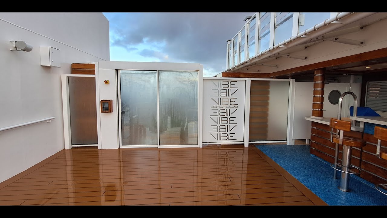 Review Vibe Beach Club NCL Norwegian Escape Cruise Ship Private Area