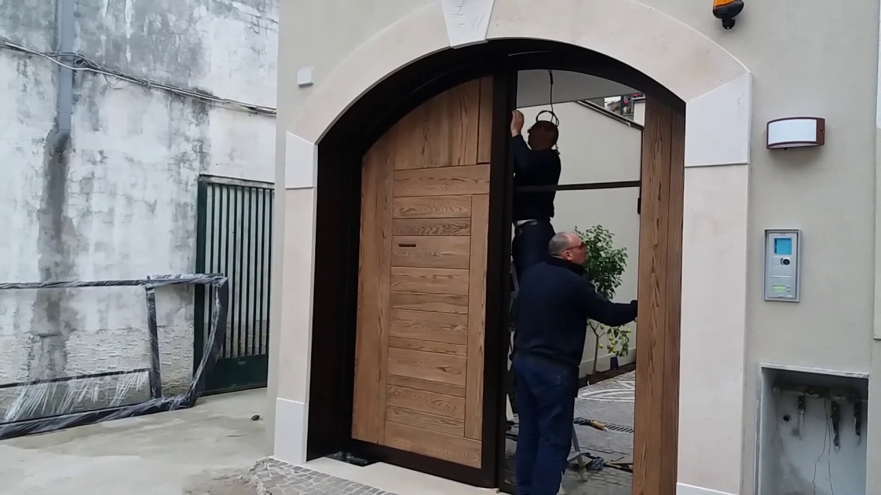 Cancello ferro rivestito con legno Rovere - Wooden slats and metal gate