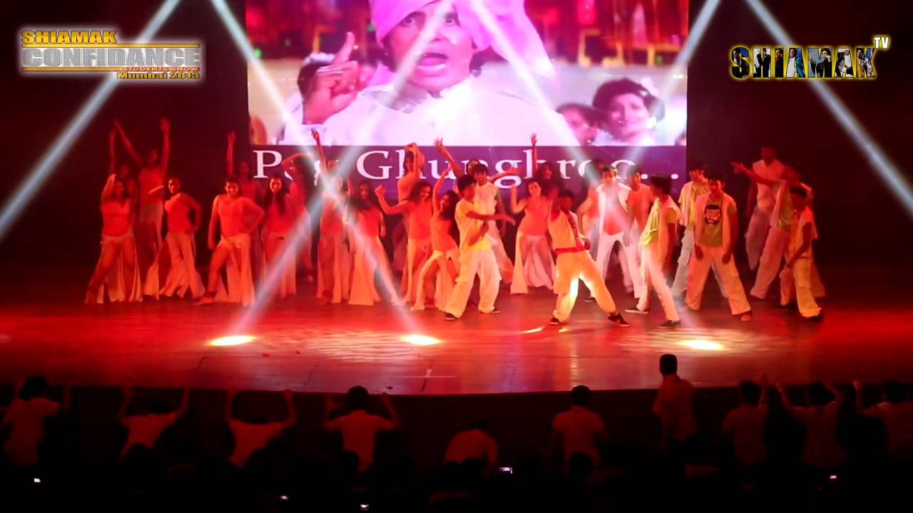 Amitabh Medley - Shiamak Confidance Mumbai 2013