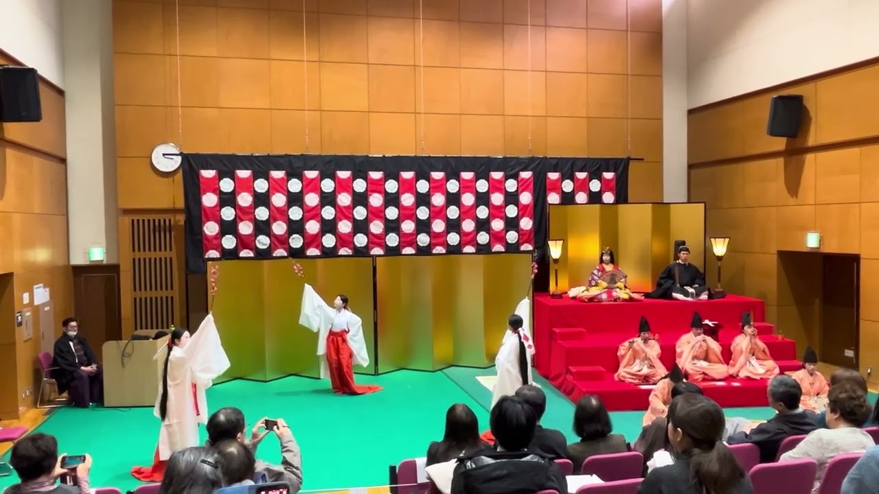 昨日、京都五条にある市比賣神社(いちひめ神社)の雛祭り神事に行ってきました。近くの福祉会館で人間雛祭り！