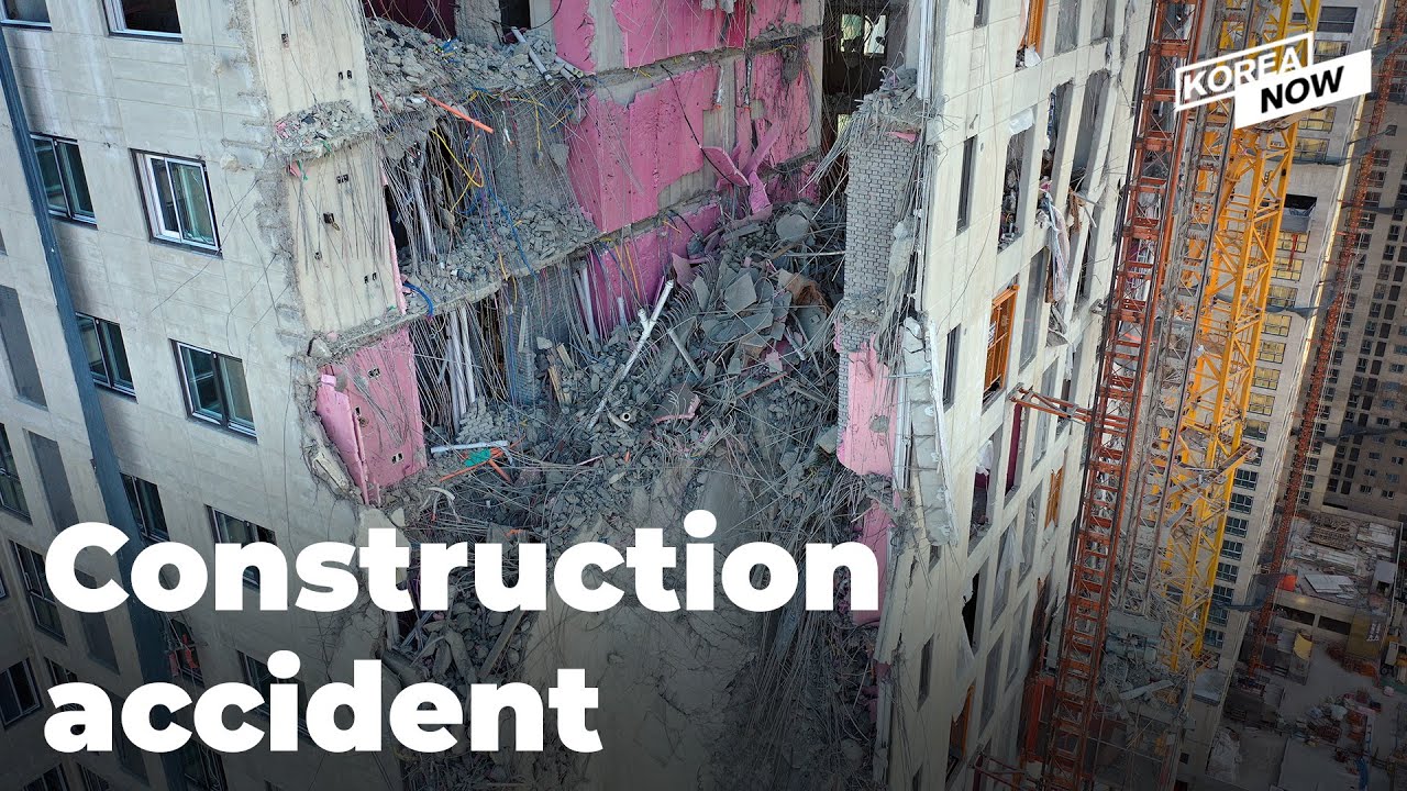 Apartment building under construction collapses in Gwangju