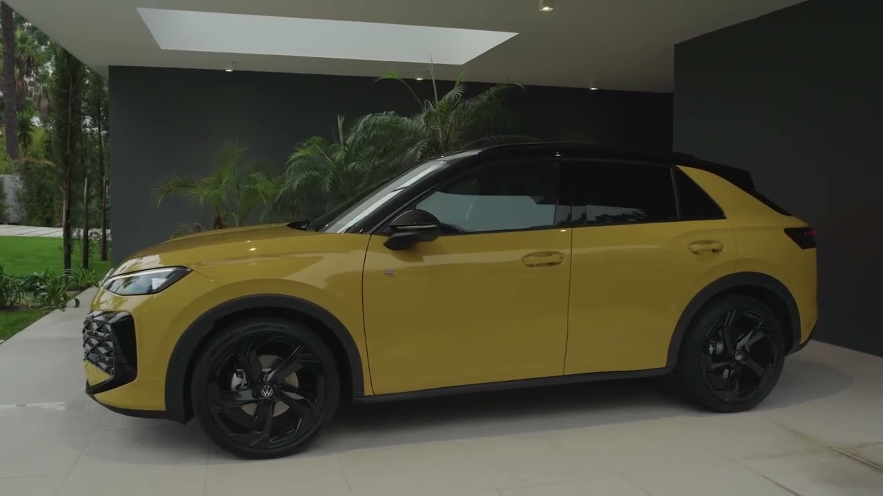 The new Volkswagen T-Roc Exterior Design in Canary Yellow