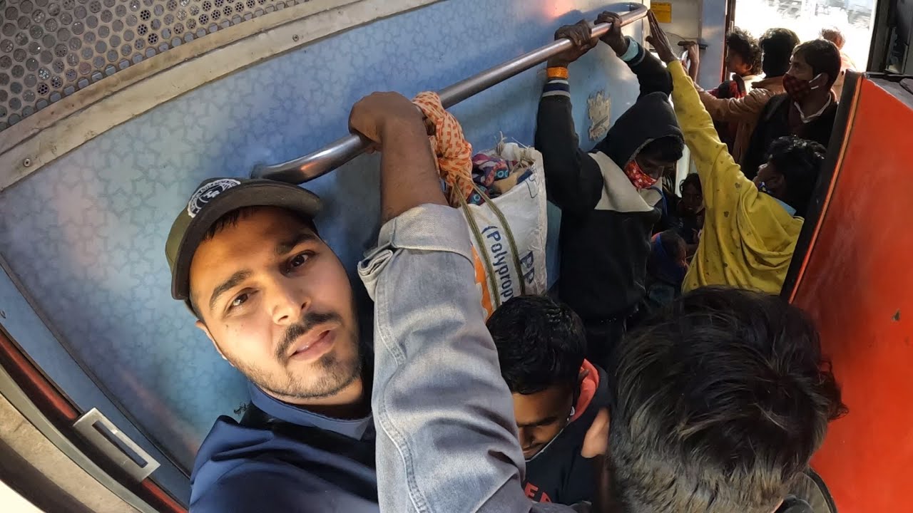 General Coach Struggle in Magadh Express train 😤