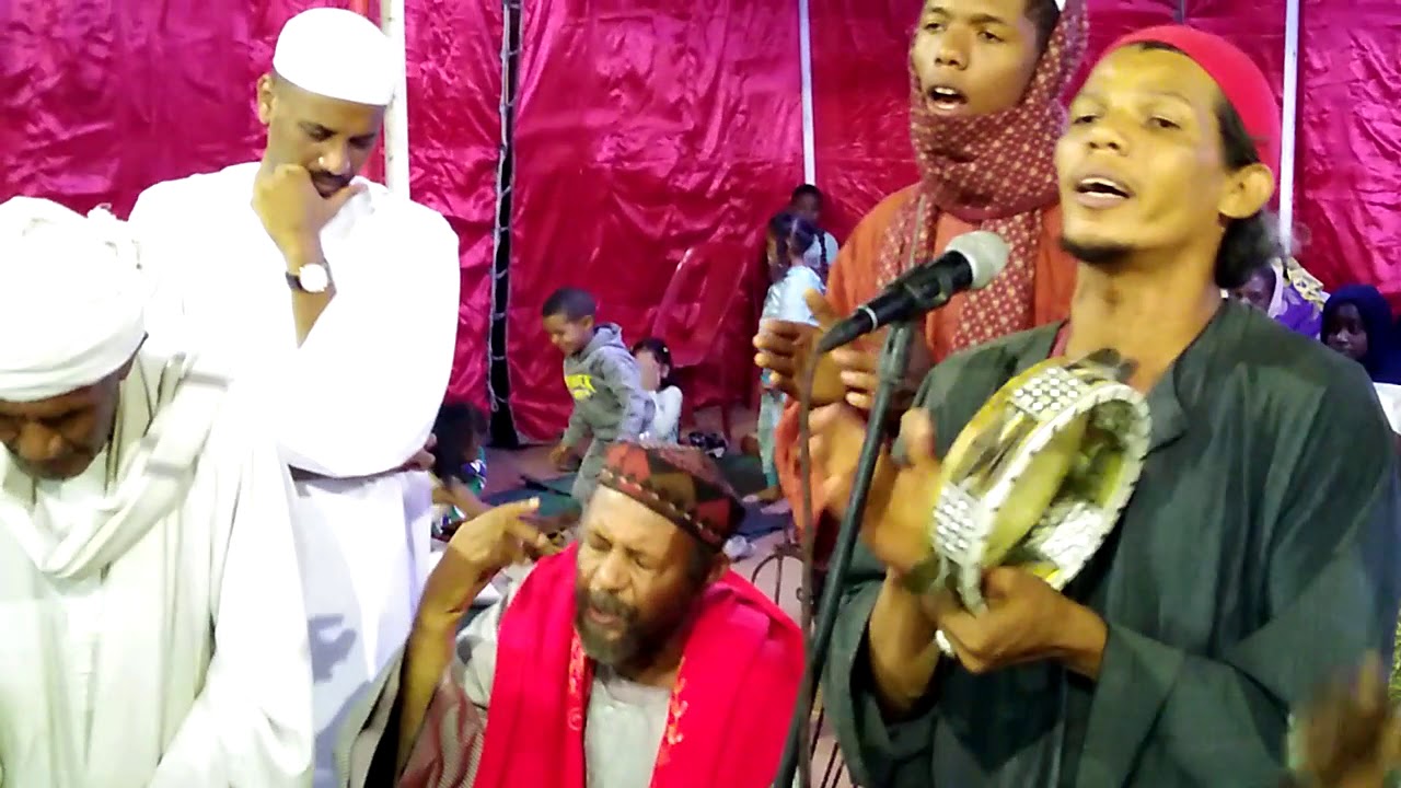 انشاد الاحمديه وحضور الشيخ محمود الضعيف