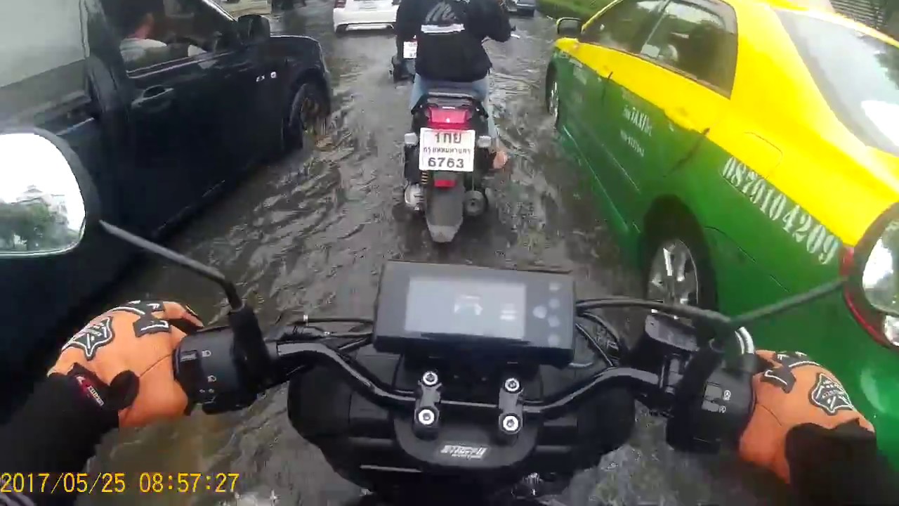 QBIX ลาดพร้าวทะเลกรุงเทพ