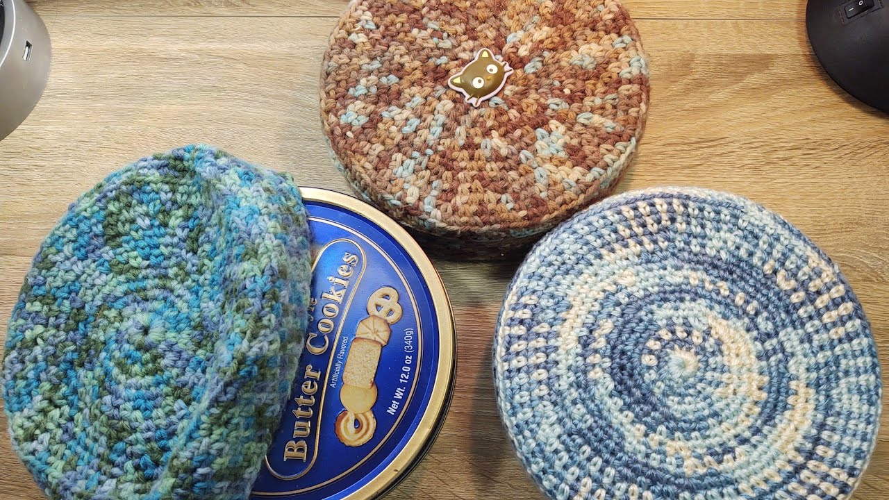 Crochet moss stitch in the round into a cookie tin cover!