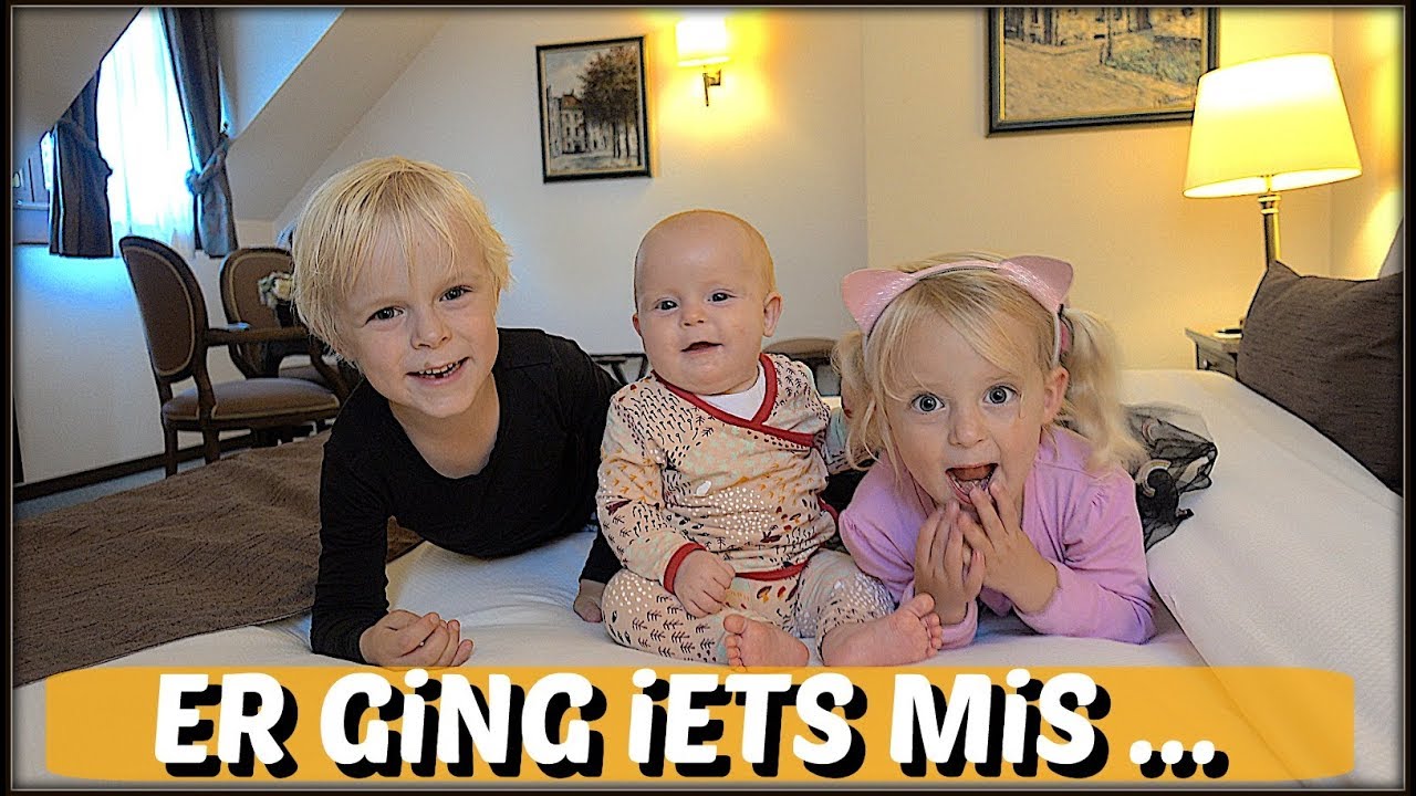 LOGEREN iN EEN KASTEEL? 👸 ( of toch niet😕) | Bellinga Familie Vloggers #1121