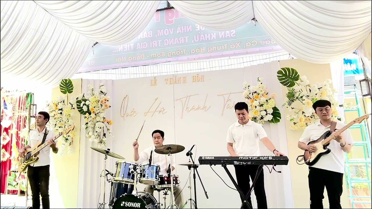 Cheri Cheri Lady - Hoà tấu band nhạc sống đám cưới - Dũng Pianist
