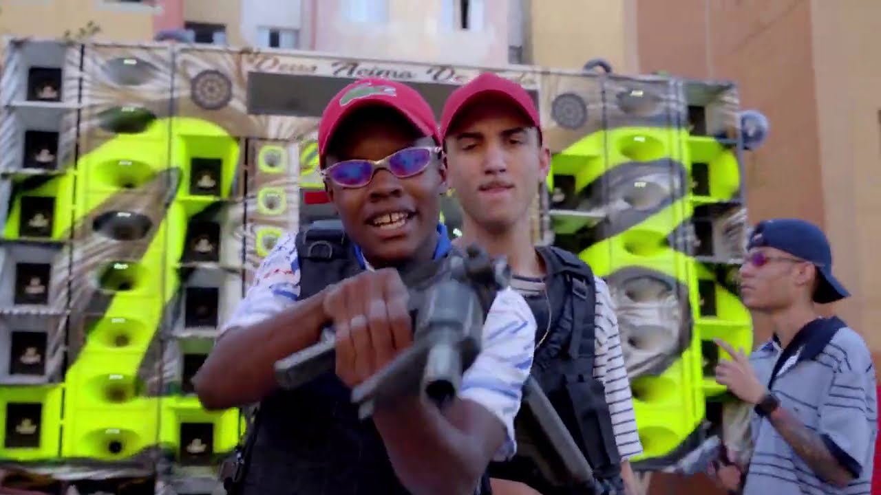 MC 3L E MC MENOR DO DOZE - VÁRIAS NOVINHA ME AMA (VIDEO CLIPE ) DJ SATI MARCONEX DJ SALATIEL