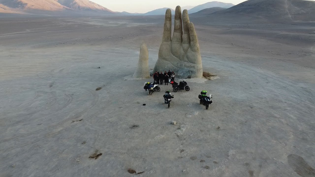 M&Atilde;O DE DESERTO - Voo de drone sem edi&ccedil;&otilde;es, imagens do amanhecer ap&oacute;s um Wild camping - Antofagasta