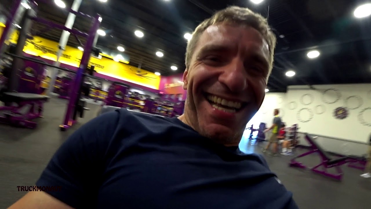 #8 / Дальнобой по США / c David Kamaz в фитнесклубе