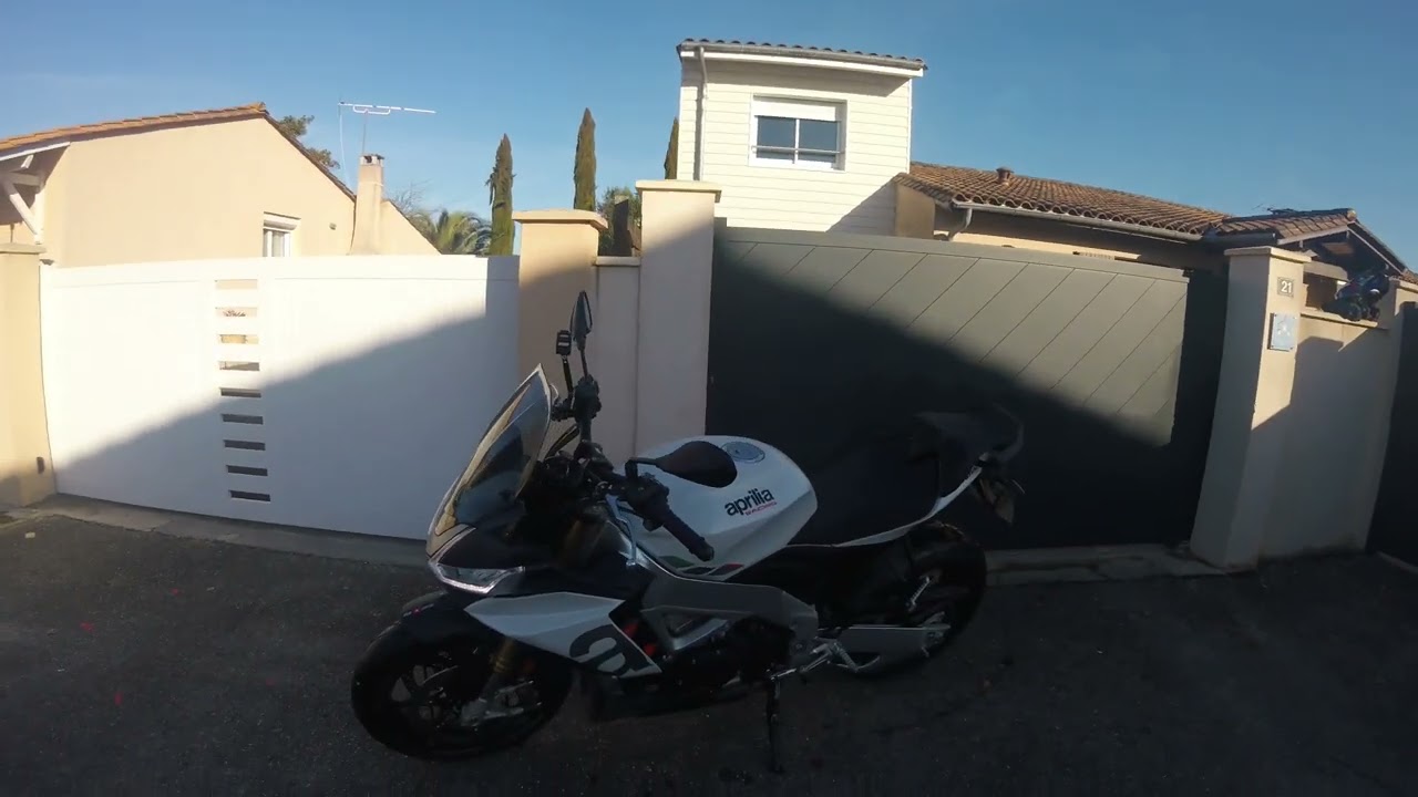 Essai Aprilia Tuono 1100 modele 2022