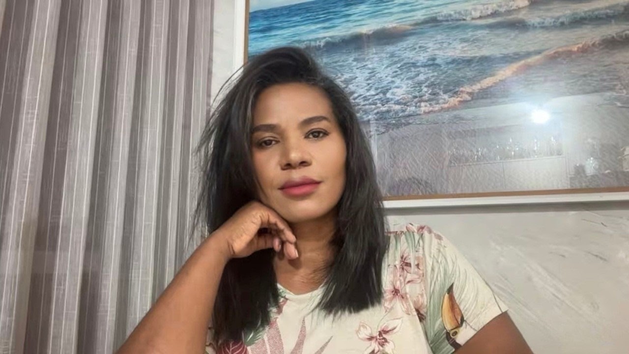 AO VIVO NÃO ACABOU ALGUÉM AINDA SE SENTENTE PROFUNDAMENTE LIGADO Á VOCÊ E ISSO VAI REAPROXIMAR VCS