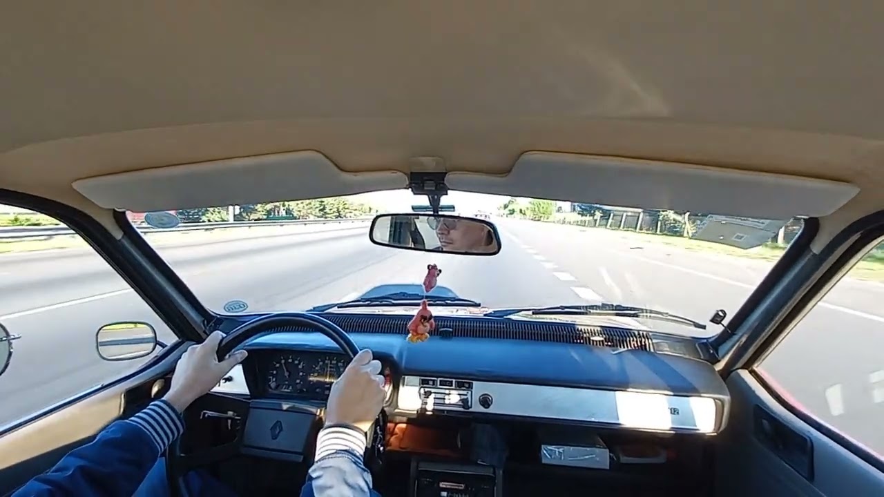 Renault 12 Break TS Mod.1982: Caravana de R12 hacia Expo Auto Argentino