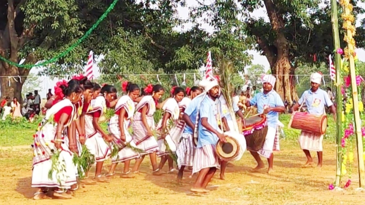 गांधी बाबा कानून से लाड़े //आदिवासी सांस्कृतिक नृत्य #rubitirkey #mahuadanr
