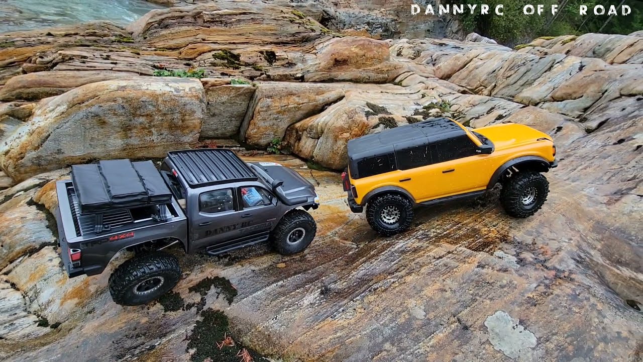 Modified Element KnightRunner Tacoma vs Trx4 Bronco