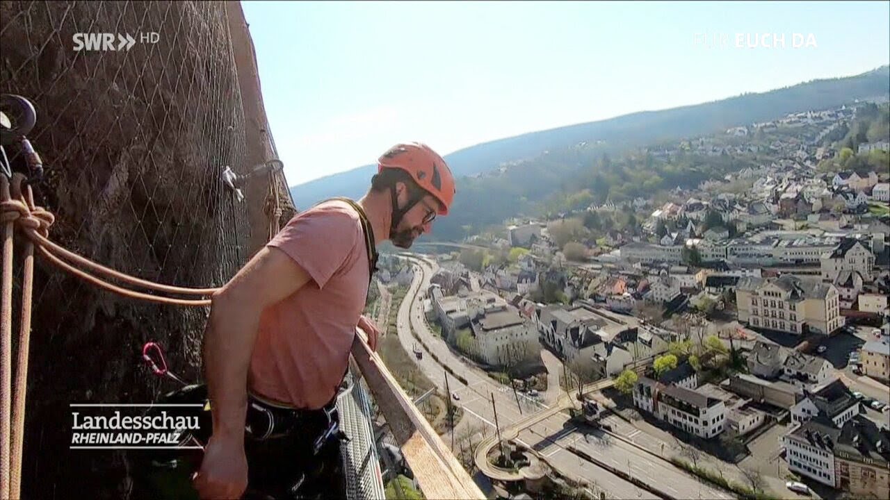 Idar  Oberstein 2020: Die gef&auml;hrliche Arbeit an der Felsenkirche