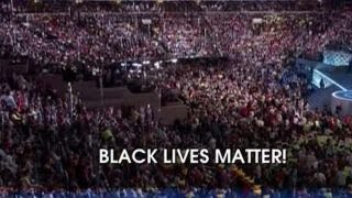 Выкрики &laquo;Black Lives Matter&raquo; сорвали дань уважения полицейским на съезде Демократической партии