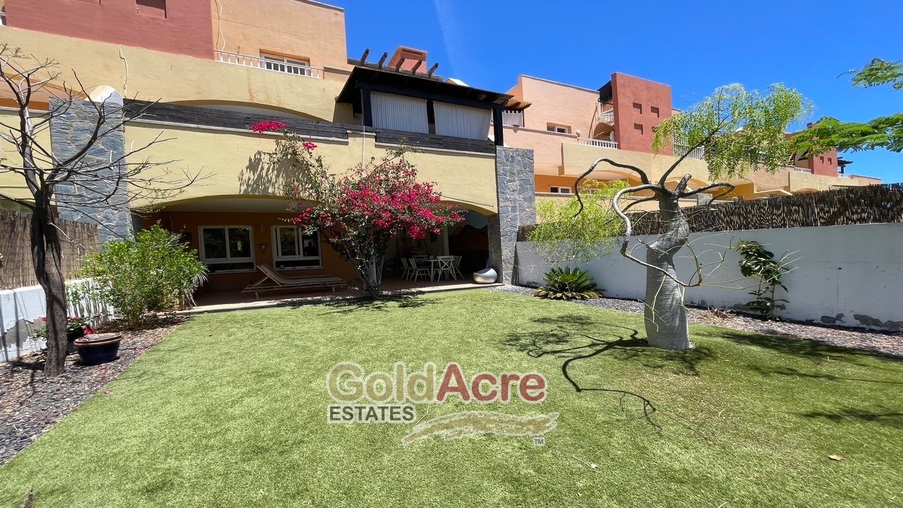CORRALEJO - Las Vistas Ground Floor large apartment with HUGE private walled garden now for sale!!