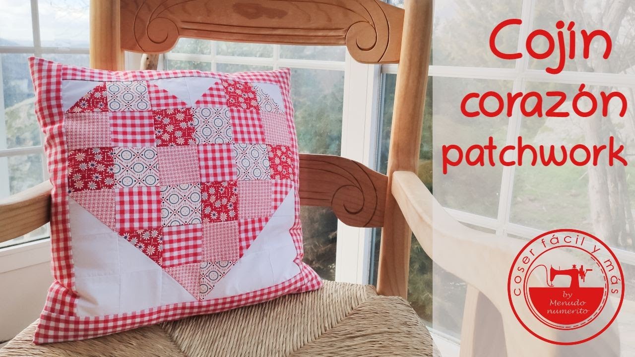 Cojín corazón patchwork con patrón