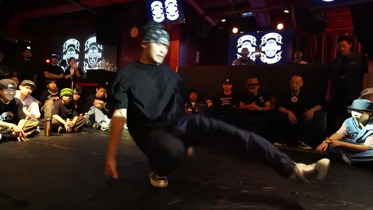 Jazzy-Z vs busta bush TOP8 FOOTWORK MZK JAM THE JAPAN EDITION