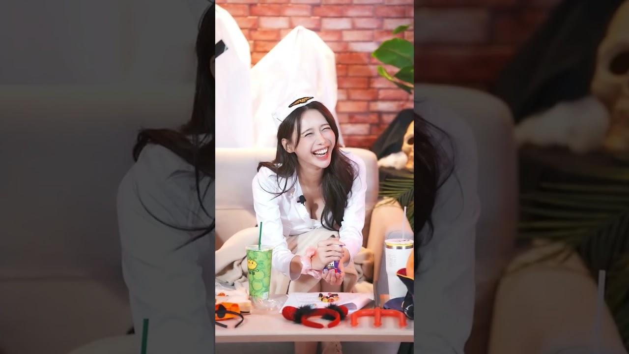 李雅英不給糖就搗蛋🍬糖果吃到吐😂