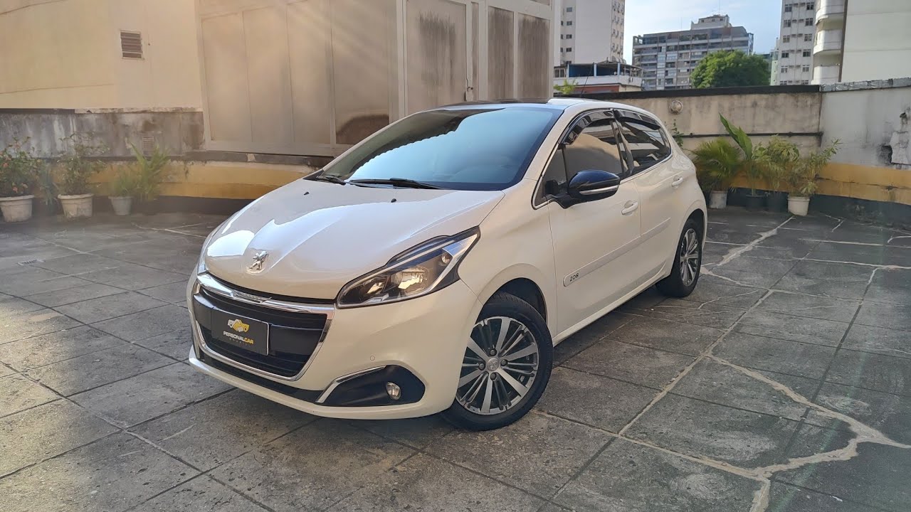 AVALIAÇÃO PEUGEOT 208 GRIFFE 2017 COM 92.000 KMS - À VENDA - PERSONALCARBRASIL 